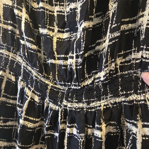 Majora Romper Size Small - Picture 5 of 8